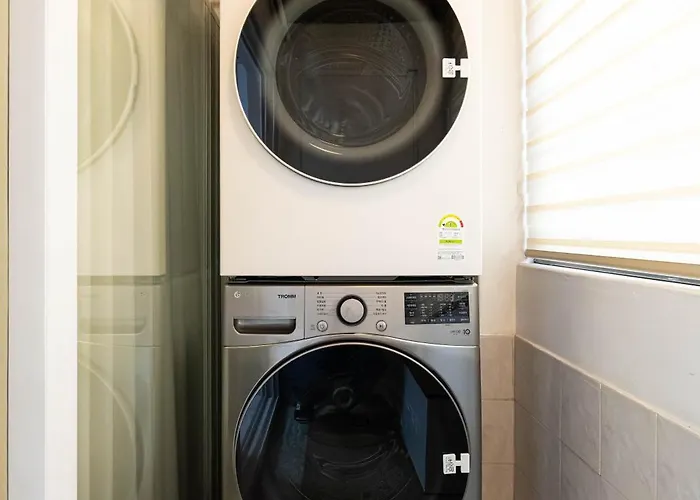 Villa 7호선5분,신사 가로수길10분,코엑스 차로10분,강남,논현,학동역,넓은2room,3qbed